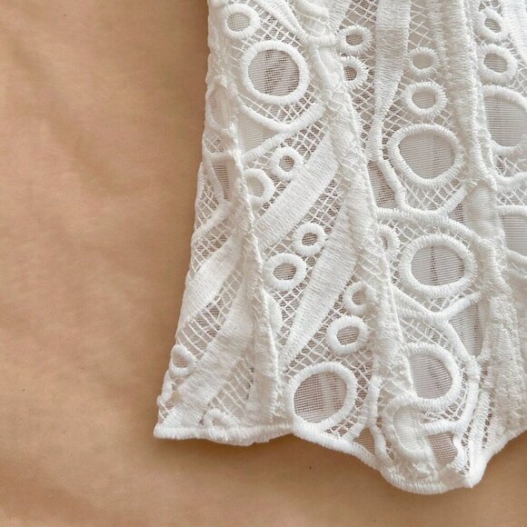 White Elegant Women's Lace Corset Top - Picture 8 of 8